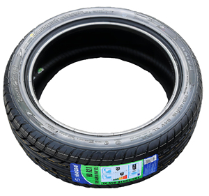 Pneus de voiture UHP Jantes 24 pouces 245/30ZR24XL 275/25ZR24XL 255/30ZR24XL 305/35ZR24XL Pneus haute performance Fabricant en gros en Chine - Product Image 2