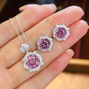 Neue, heiß begehrte S925 Silber Rose Purple <span class=keywords><strong>Millennium</strong></span> Damen-Ohrringe, leichter Luxus, exquisiter, hochwertiger Hochzeitsschmuck - Product Image 4