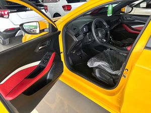 รถยนต์มือสอง MG5 ปี 2022 รุ่นซีดาน เครื่องยนต์ 1.5L CVT ขับเคลื่อนล้อหน้า สีเดิมจากโรงงาน ภายในสภาพดีเยี่ยม เครื่องยนต์ทำงานราบรื่น รถมือสอง MG5 รุ่นปี 2022 - Product Image 3