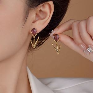 S925 <b>Silver</b> Needle Super Fairy Sweet Temperament <b>Stud</b> Earrings High-End Fashionable Water Droplet Zircon Flower Tulip Design - Product Image 2