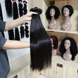 Fasci di <span class=keywords><strong>capelli</strong></span> umani all'ingrosso, estensione dei <span class=keywords><strong>capelli</strong></span> umani di Remy non trasformati grezzi di colore naturale dei <span class=keywords><strong>capelli</strong></span> brasiliani al 100% per le donne nere - Product Image 2