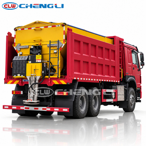 Camion de déneigement hivernal HOWO 4x2, épandeur de sel, camion de dégivrage, véhicule anti-givre pour l'entretien hivernal des autoroutes et des communes - Product Image 3
