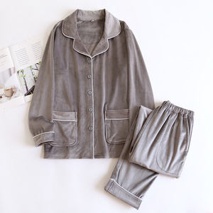 Vêtements d'hiver en gros pour femmes, pyjamas en flanelle chauds personnalisés avec logo, ensemble <span class=keywords><strong>de</strong></span> vêtements <span class=keywords><strong>de</strong></span> <span class=keywords><strong>nuit</strong></span> en <span class=keywords><strong>polaire</strong></span> corail pour femmes, vêtements <span class=keywords><strong>de</strong></span> détente - Product Image 3