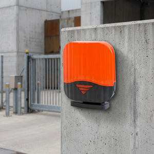 Système de porte automatique haute performance ELSAMEC - Construction italienne en aluminium, acier et plastique - Télécommande - Montage facile par vis - Total - Product Image 2