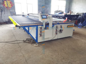 เครื่องตัดกระจกลามิเนต E-WORLD 3-20 มม. มอเตอร์ PLC ใหม่ อัตโนมัติ ความแม่นยำสูง โครงสร้างเหล็ก 380V สำหรับใช้งานในอุตสาหกรรม - Product Image 3