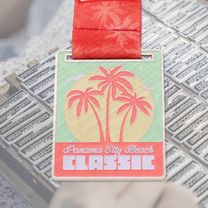 Médaille de carnaval en métal de fabricant professionnel personnalisé de conception libre Porte-médaille de lettre de logo de ruban personnalisé - Product Image 1