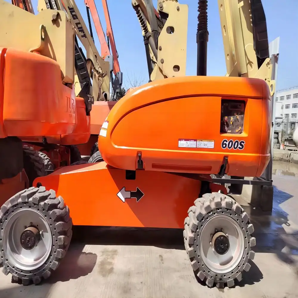 Gebrauchte JLG600S Seitenhebebühne JLG660SJ multifunktionale hocheffiziente Teleskop-Seitenhebebühne Luftarbeitsplattform