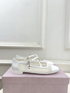 Zapatos de Mujer Jimmy de Alta Calidad, con Malla y Costuras Precisas, Suela Plana, Cómodos, con Colgante de Perla, Gran Venta - Product Image 2