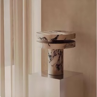 Lampe de bureau en marbre d'art moderne et luxueuse avec couleur et taille personnalisables pour les espaces de vie intérieurs haut de gamme des hôtels et villas