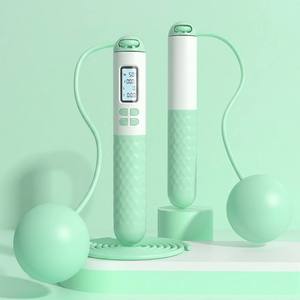 Corde à <span class=keywords><strong>sauter</strong></span> numérique de luxe avec compteur, balles lestées de 35 mm, corde à <span class=keywords><strong>sauter</strong></span> sans fil 2-en-1 pour entraînement professionnel, fitness à domicile et salle de sport - Product Image 2