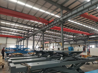 Pont élévateur hydraulique à quatre colonnes personnalisé en usine (ODM/OEM) – Capacité 4000 kg, hauteur de levage totale 2150 mm – Idéal pour l'alignement des 4 roues – Nouveauté !