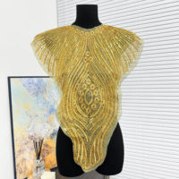 Applique de col en organza brodée de perles dorées et de sequins pour robes de soirée, costumes et vêtements
