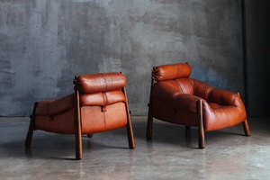 Fauteuil en bois et cuir de style moderne du milieu du siècle avec appui-tête rembourré, canapé individuel pour hall d'hôtel de luxe - Product Image 3