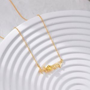 Collier personnalisé Dylam plaqué or 18 carats avec pendentif alphabet Happy en zircone cubique 5A CZ - Product Image 5