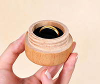 Boîte de rangement en bois ronde rustique à faible MOQ pour demande en mariage, fiançailles, mariage, Saint-Valentin