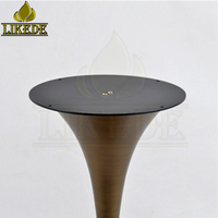 Base de table de bistrot de luxe en fer doré laqué et peint, style tulipe antique, pour salle à manger et négociations - Grande vente