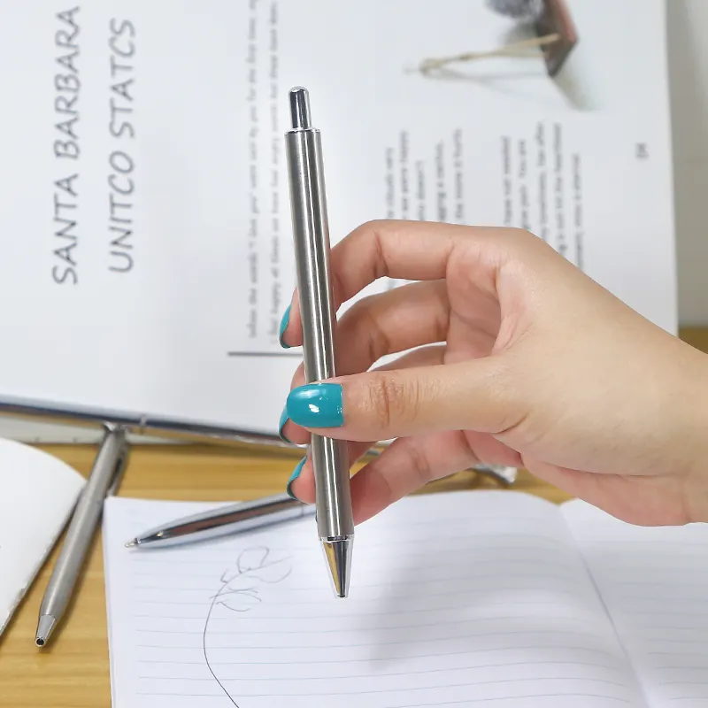 قلم من الفولاذ المقاوم للصدأ