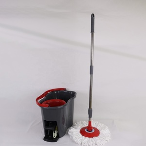 Outil de nettoyage des sols Realida Magic Squeeze Function Mop Wet and Dry Serpillière en microfibre et serpillière plate portable - Product Image 5