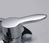 Robinet de lavabo monocommande chaud/froid chromé pour salle de bain
