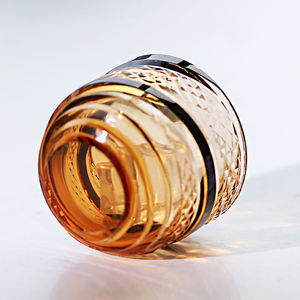 Verre à shot en cristal multicolores de 60 ml, gravé à la main, de luxe, avec logo personnalisé, pour le saké, le whisky, la <span class=keywords><strong>tequila</strong></span>, vente en gros - Product Image 3