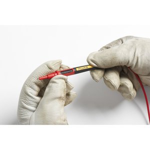 Cables de prueba Fluke TL175 con puntas de sonda de 2 mm y diseño Twistguard para pruebas eléctricas - Product Image 5
