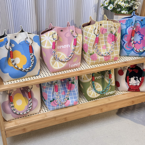 กระเป๋าถักไหมพรมทรงถังแบบสะพายไหล่เดียว สไตล์ลำลอง - Product Image 2