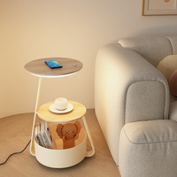 Lampe de sol élégante et créative avec chargeur sans fil, étagère de salon, lampe de table basse intégrée, meuble d'appoint de canapé pour la maison