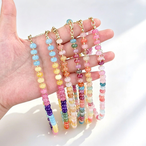 Nouveau collier tendance bohème d'été en perles acryliques colorées et exagérées pour femmes - Product Image 1