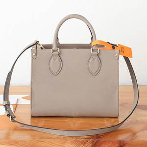 กระเป๋าโท้ทเปิดปิดแบบหรูหราสำหรับผู้หญิง กระเป๋าสะพายไหล่แฟชั่นความจุขนาดใหญ่ สีน้ำตาล กระเป๋าถือลำลอง - Product Image 4