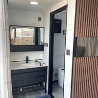 Capsule spatiale moderne et luxueuse avec système de contrôle intelligent, capsule de camping
