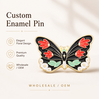 Großhandel: Maßgefertigte Schmetterlings-Emaille-Pins mit Kartenhalter und Geschenkbox – Geringe Mindestbestellmenge für Boutique-Marken-Designer-Schmetterlingsabzeichen