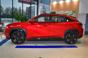 รถเชอรี บิ๊กแอนท์ พลัส ปี 2022 รถยนต์ไฟฟ้า SUV แบตเตอรี่ 70-90 กิโลวัตต์ชั่วโมง ระยะทางวิ่ง 510 กม. <span class=keywords><strong>สี</strong></span><span class=keywords><strong>แดง</strong></span> รถหรูมือสอง แรงบิดสูง - Product Image 5