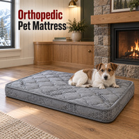 Matelas orthopédique pour chien avec option de hauteur de 11 cm, matelassage personnalisé, passepoil et étiquettes de marque pour la literie pour animaux de compagnie de marque en vente au détail