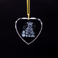 Ornements de Noël en cristal 3D en forme de cœur de 70 mm avec logo personnalisé, pendentifs décoratifs de Noël gravés au laser pour souvenir