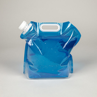Conteneur d'eau pliable portable d'extérieur en plastique de 2 L (3 gallons) en gros, sac d'emballage transparent, poche à eau de camping