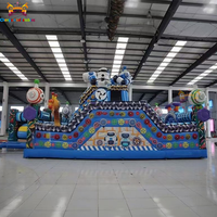 Château gonflable commercial avec toboggan, double piste, taille personnalisable, équipement de terrain de jeu extérieur en PVC, garantie de 3 ans