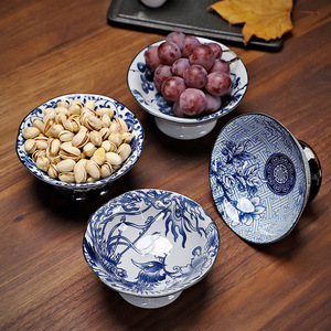 Plato de frutas de porcelana azul y blanca hecho a mano, estilo tradicional chino, tazón para aperitivos y té, para bodas y uso doméstico. - Product Image 1