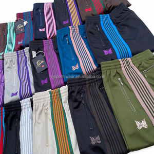 <span class=keywords><strong>Pantaloni</strong></span> Casual <span class=keywords><strong>da</strong></span> <span class=keywords><strong>uomo</strong></span> di alta qualità stile Streetwear con tasche a farfalla ricamate e <span class=keywords><strong>pantaloni</strong></span> sportivi stile Hip Hop a righe - Product Image 5