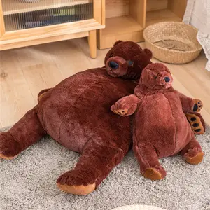 The Instagram influencer stuffed animal soft toys also sent the big Color bear plush toy doll to children as gifts