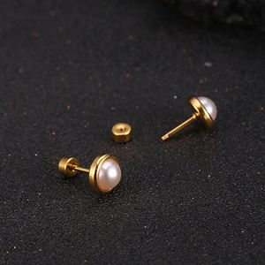 Pendientes Pequeños de Perlas con Baño de Oro de 18K POENNIS, Piercing de Acero Inoxidable para <span class=keywords><strong>Tragus</strong></span>, Joyería para Bebés Niñas Recién Nacidas - Product Image 4
