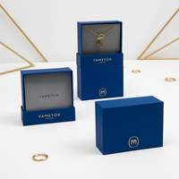 Boîte cadeau de luxe personnalisée en carton pour bijoux, avec coulisseau, pelliculage brillant, recyclable, logo et emballage personnalisés