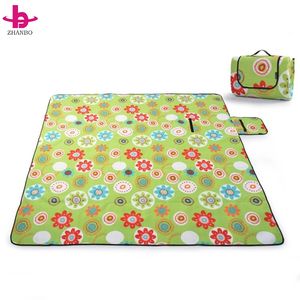Venta al por mayor barato de China de fábrica impermeable personalizado desechables manta de Picnic/al aire libre alfombra de Picnic - Product Image 3