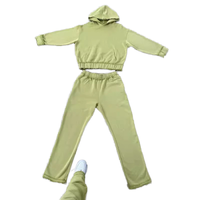 Ensemble de survêtement personnalisé OEM pour femme : sweat à capuche court et pantalon large en molleton de coton – Collection deux pièces directement de l'usine