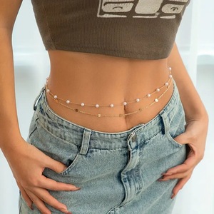 Ensemble de 2 chaînes de taille superposées en acier inoxydable avec perles pour femmes |   Chaîne réglable plaquée or avec perles et disques plats |   Soirée tendance - Product Image 1