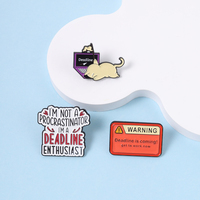 Avertissement : La date limite approche ! Commencez à travailler maintenant ! Pin's en émail « Je ne suis pas un procrastinateur, je suis un passionné de dates limite », broche, badge de revers, cadeau.