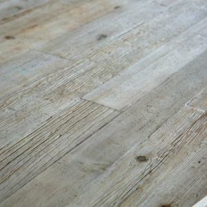 Table ovale en pin recyclé de style ferme française - Product Image 4