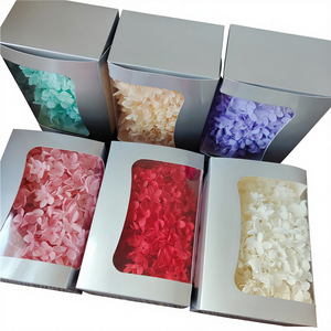 Pagode d'hortensias à feuilles moyennes, fleur stabilisée, décoration en forme d'éventail, bouteille flottante, bougie d'aromathérapie, fabriqué en Chine, emballage en boîte - Product Image 1