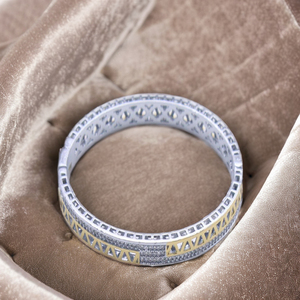 Kada กำไลข้อมือสตรีคุณภาพดีทำด้วยมือสุดหรูสีเงินแท้เคลือบผิวด้านแบบโบราณ - Product Image 1