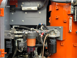 Excavatrice Hitachi d'occasion en bon état, 14,4 tonnes, sur chenilles, modèle ZX130 LCN-6, pour travaux de construction - Product Image 6