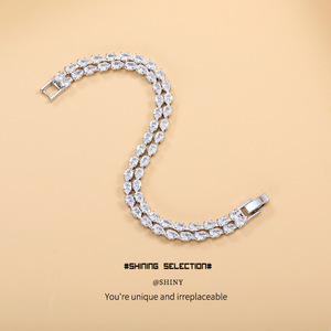 สร้อยข้อมือคริสตัลสองแถวเพทายการตั้งค่าการสวมใส่ในชีวิตประจำวัน - Product Image 1